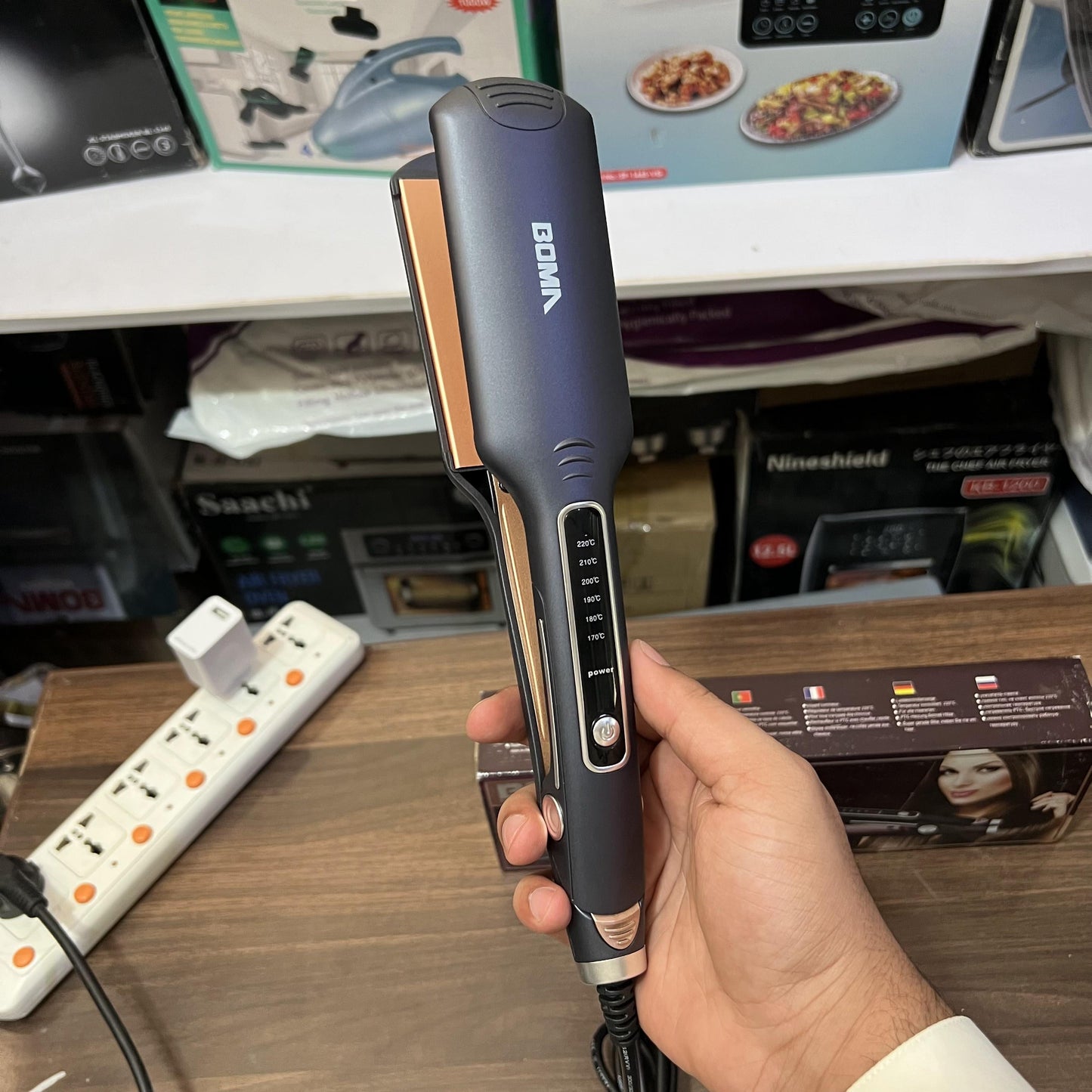German Lot Imported Boma Hair Straightner BM-821