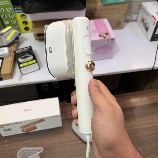 Lot Imported Portable Steam Iron SR01