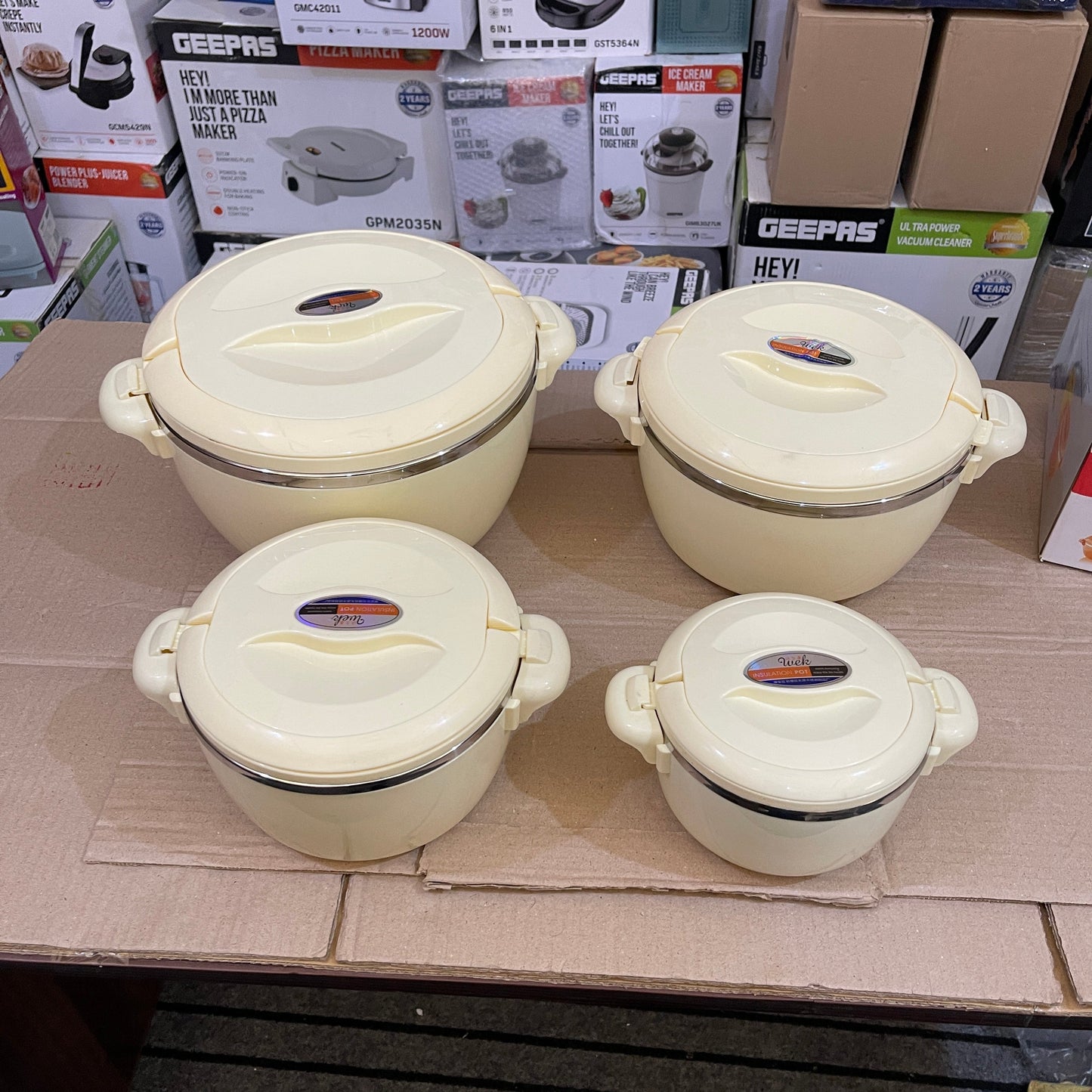 Lot Imported Workang 4 Piece Insulated Pot Set - Durable