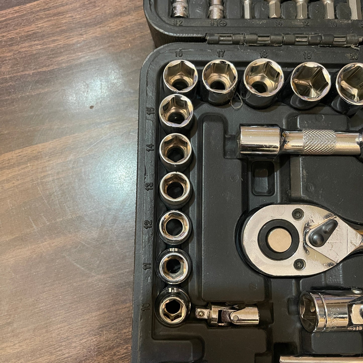 Lot Imported 91 piece Nut Bolt Set