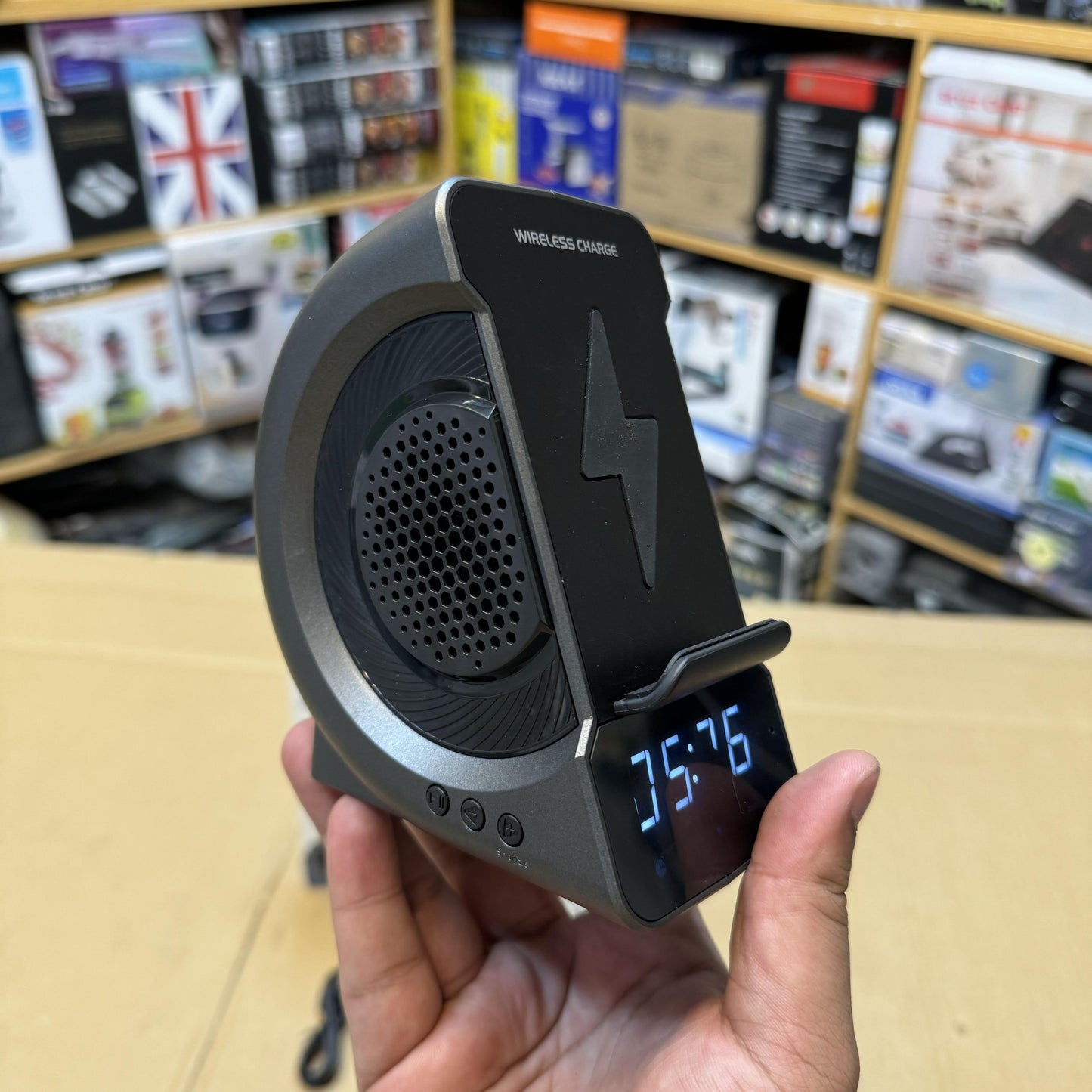 Amazon Lot Imported Wireless Charger & Bluetooth Speaker