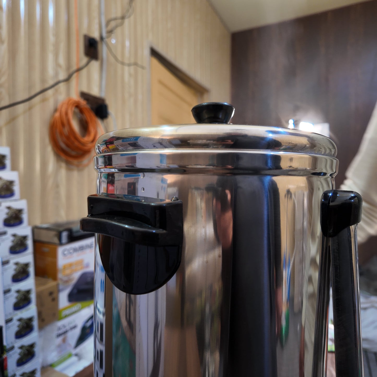 Lot Imported 15L Water Boiler - Efficient Hot Water Solution