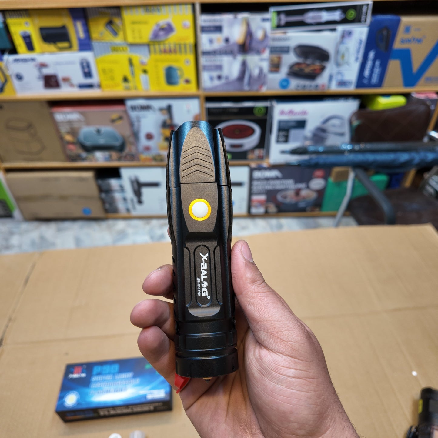 Lot Imported XBalong 1km Powerful Flashlight P90