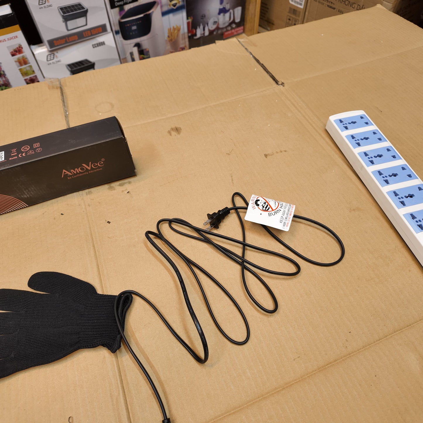 Lot Imported AmoVee Hair Straightener