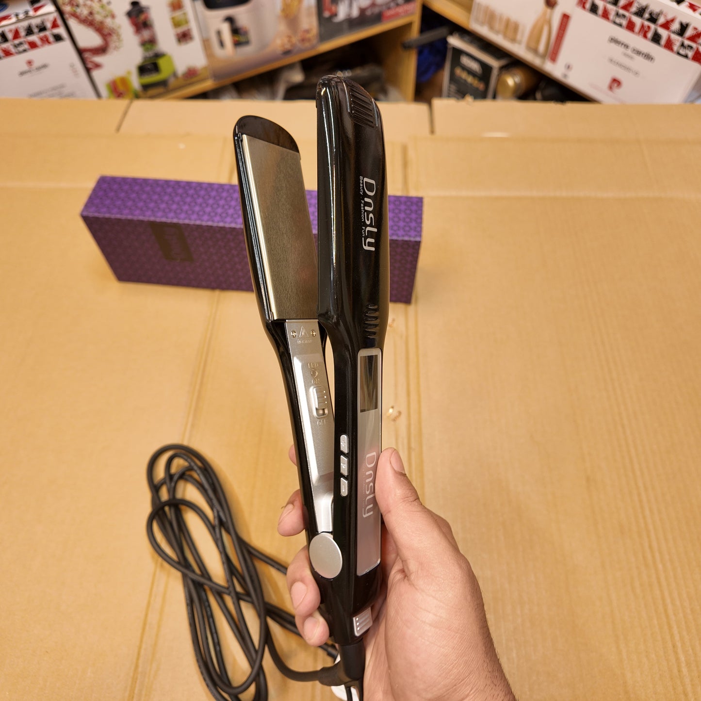 Lot Imported Dnsly Ceramic Hair Straightener – Smooth & Sleek
