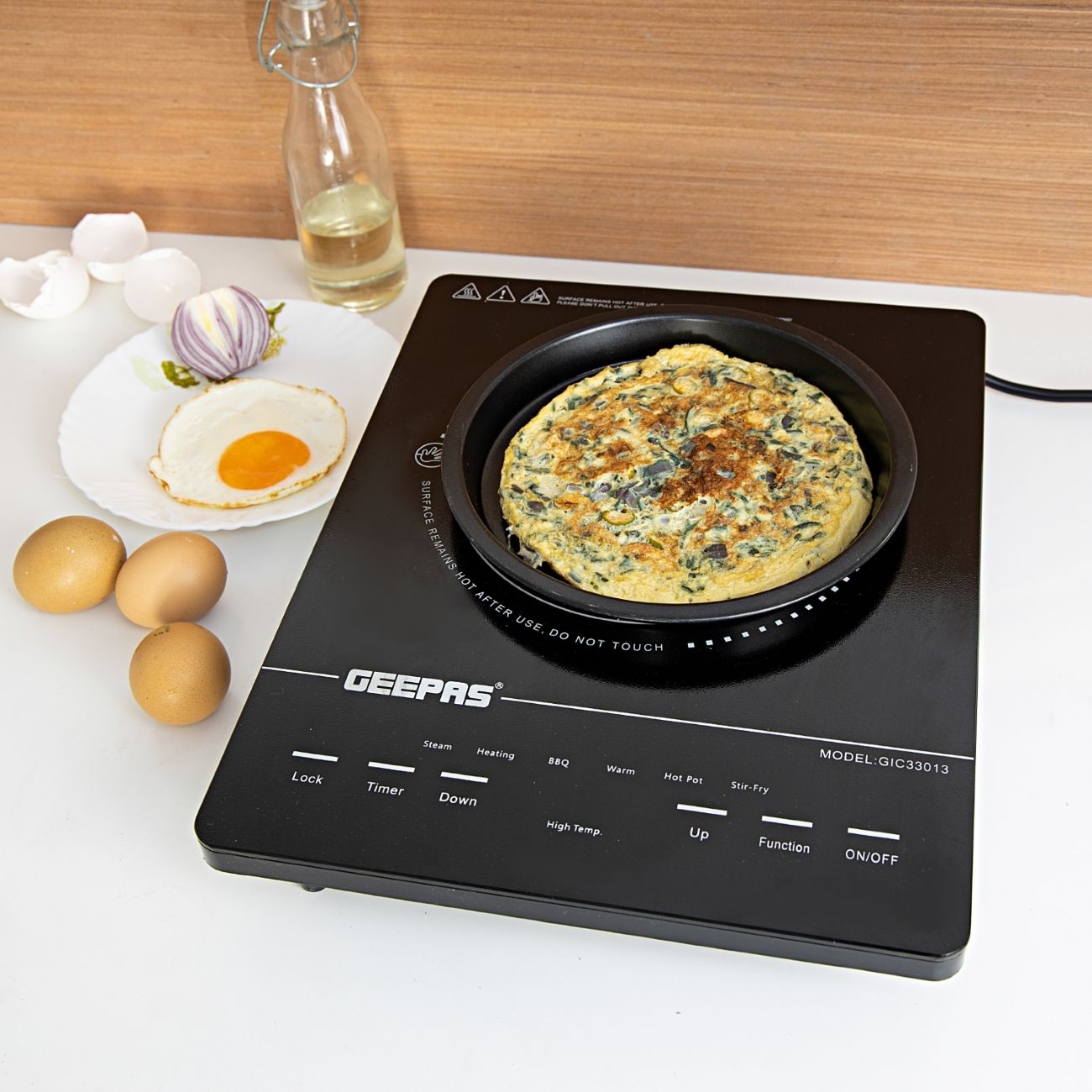 Geepas Digital Infrared Cooker GIC33013