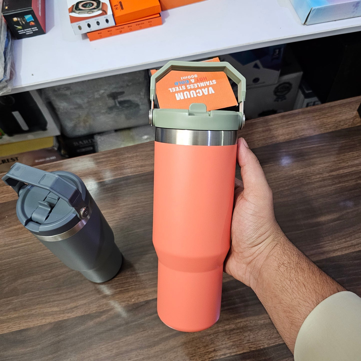 Lot Imported Hot & Cold 900ml Vacuum Tumbler