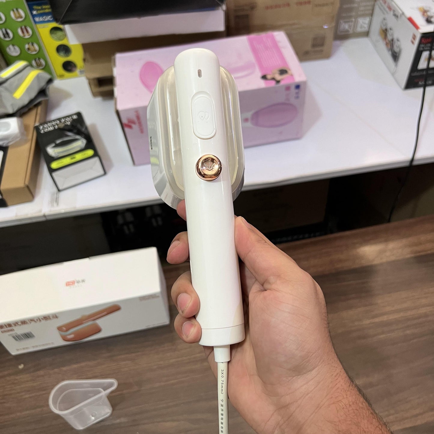 Lot Imported Portable Steam Iron SR01