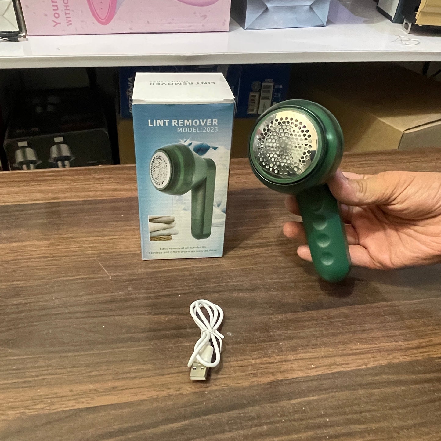 Lot Imported Lint Remover M-2023