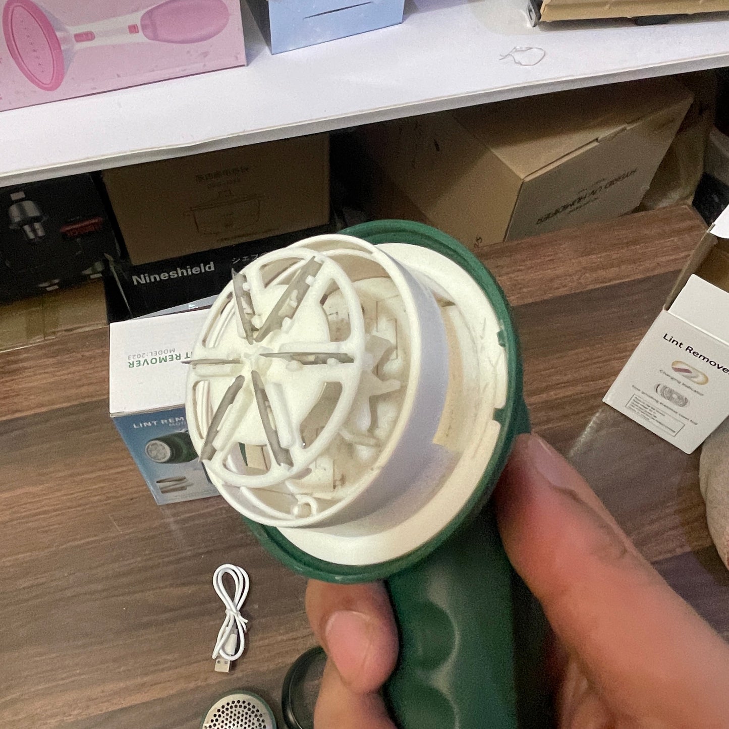 Lot Imported Lint Remover M-2023