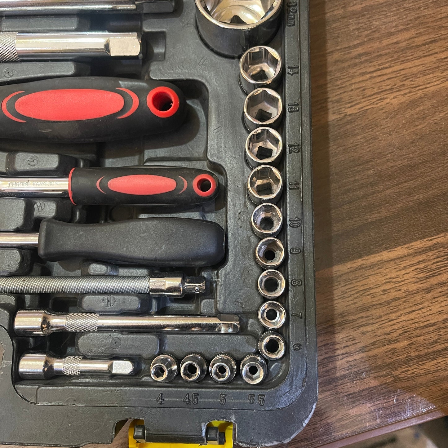 Lot Imported 91 piece Nut Bolt Set