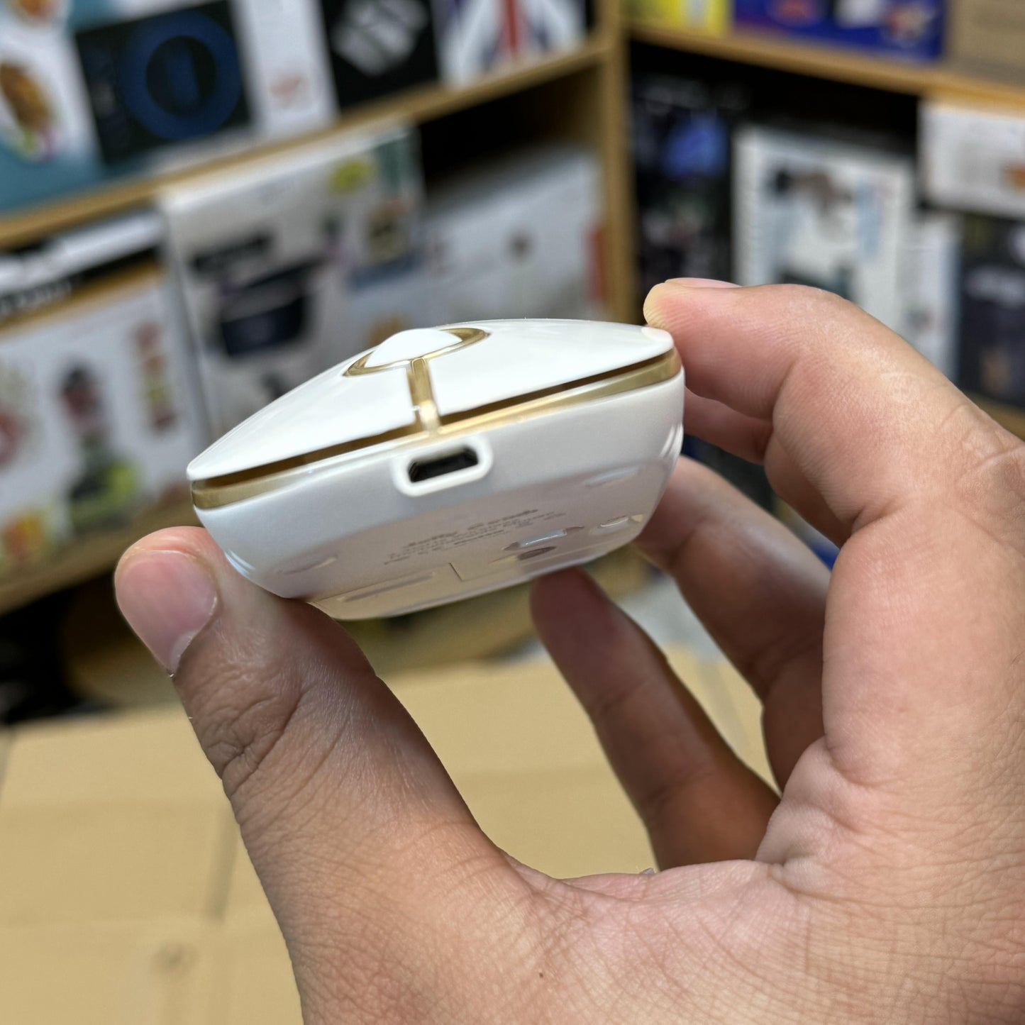 Imported Jelly Comb Bluetooth Mouse – Smooth & Reliable