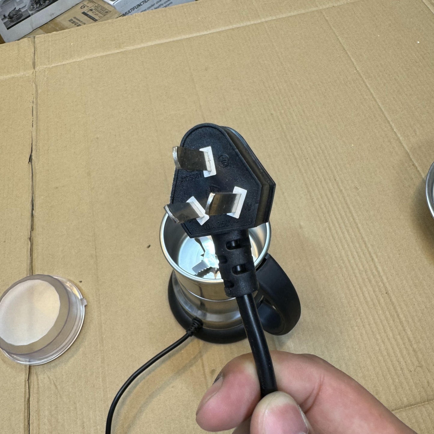 Lot Imported 70G Spice Grinder – Durable & Efficient Use