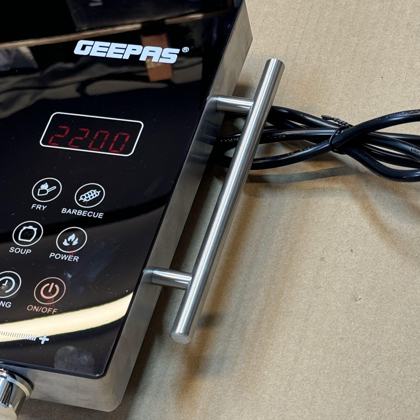 Geepas Digital Infrared Cooker GIC6920