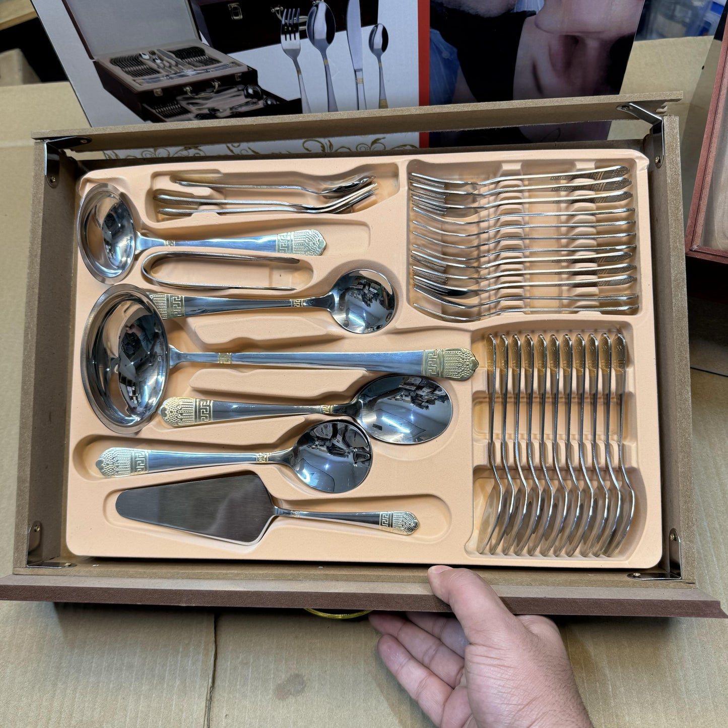 Lot Imported Hoffmayer 84 Piece 12 person Cutlery Set