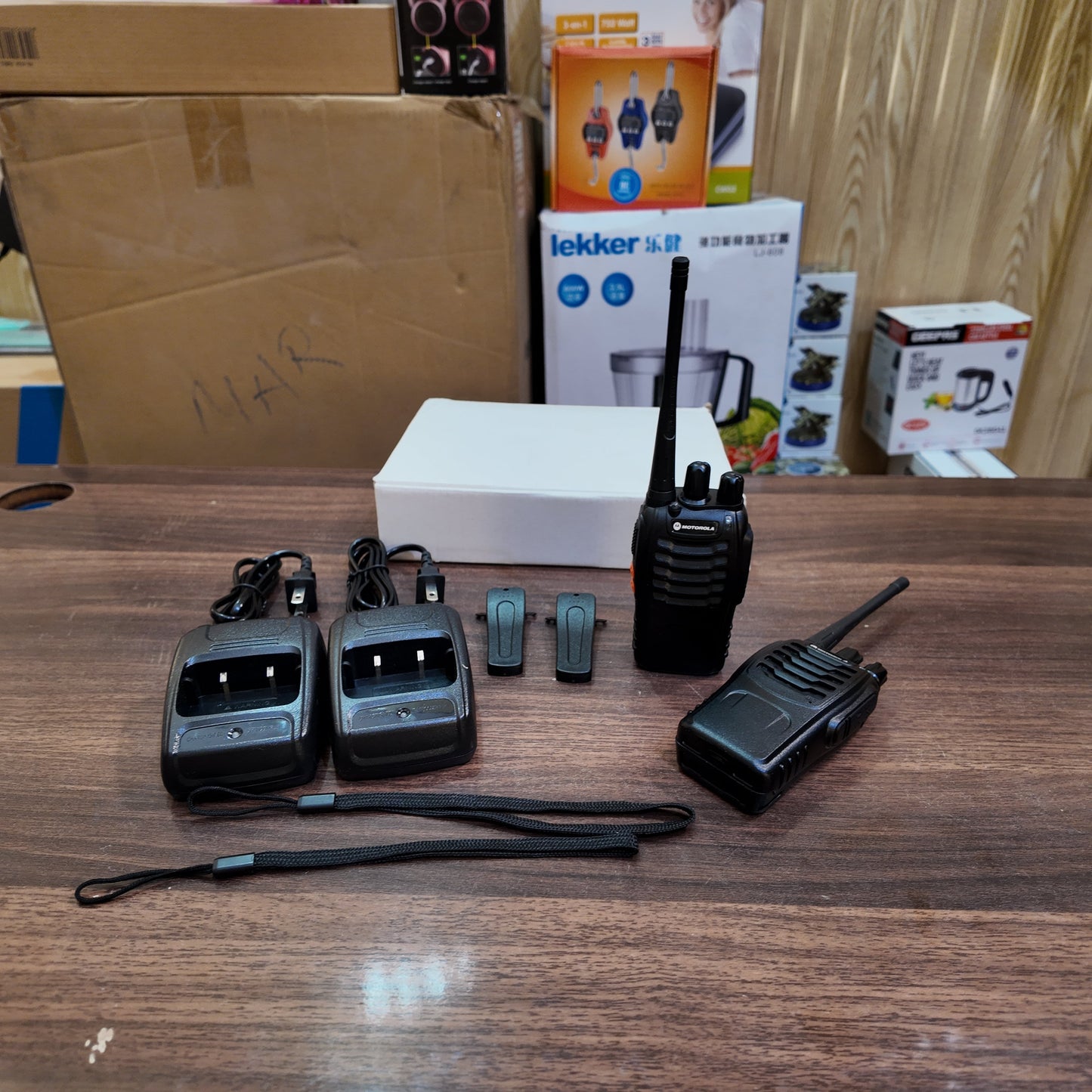 Motorola 1.5km Walkie Talkie Set – Durable & License-Free - Nazeer Electronics