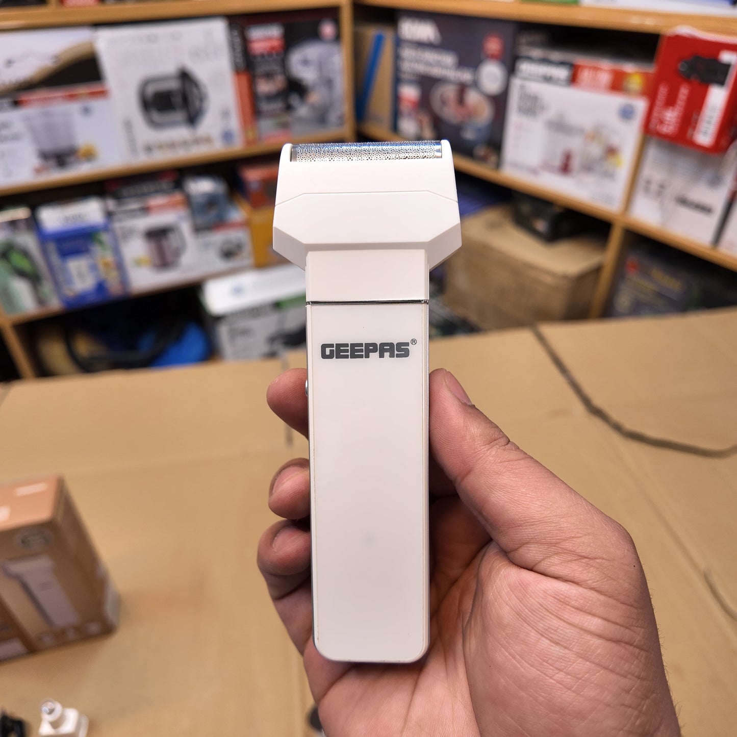 Geepas 3-in-1 Hair & beard Trimmer GSR8683