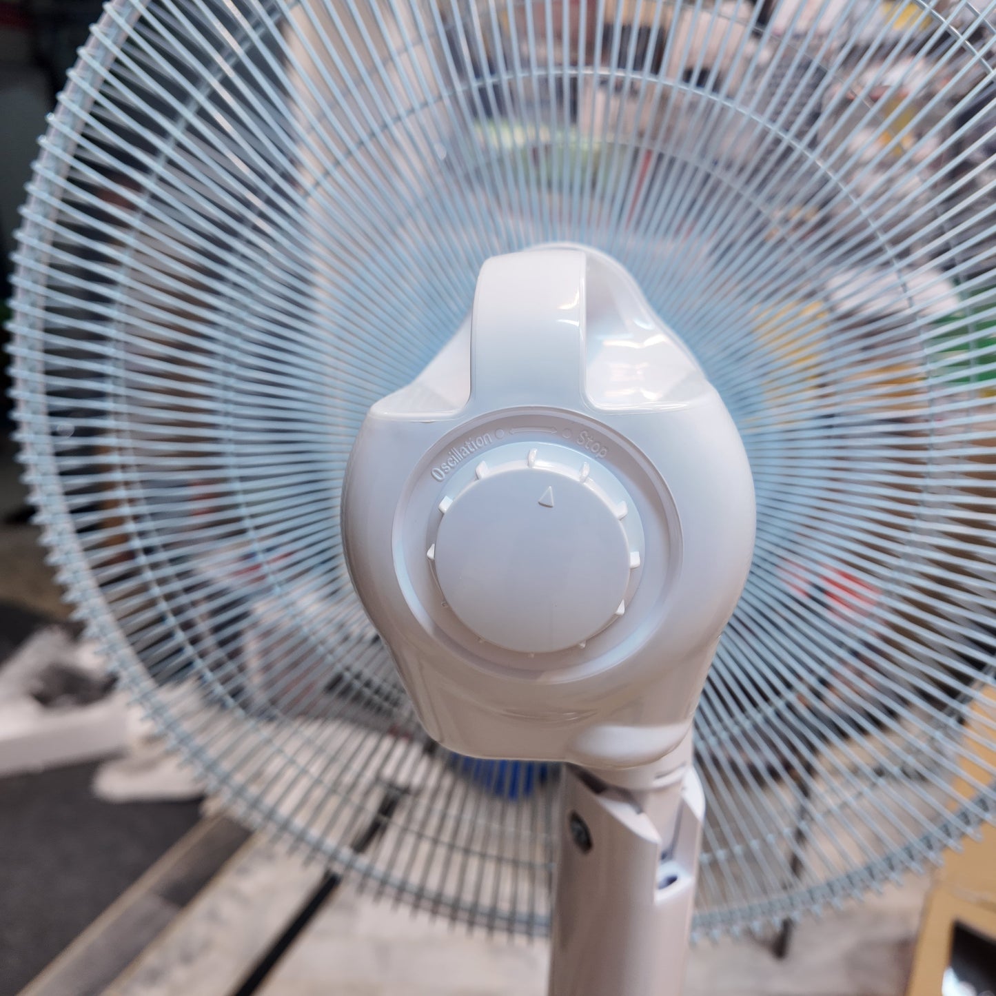 Geepas 18Inch Rechargeable Fan GF9385