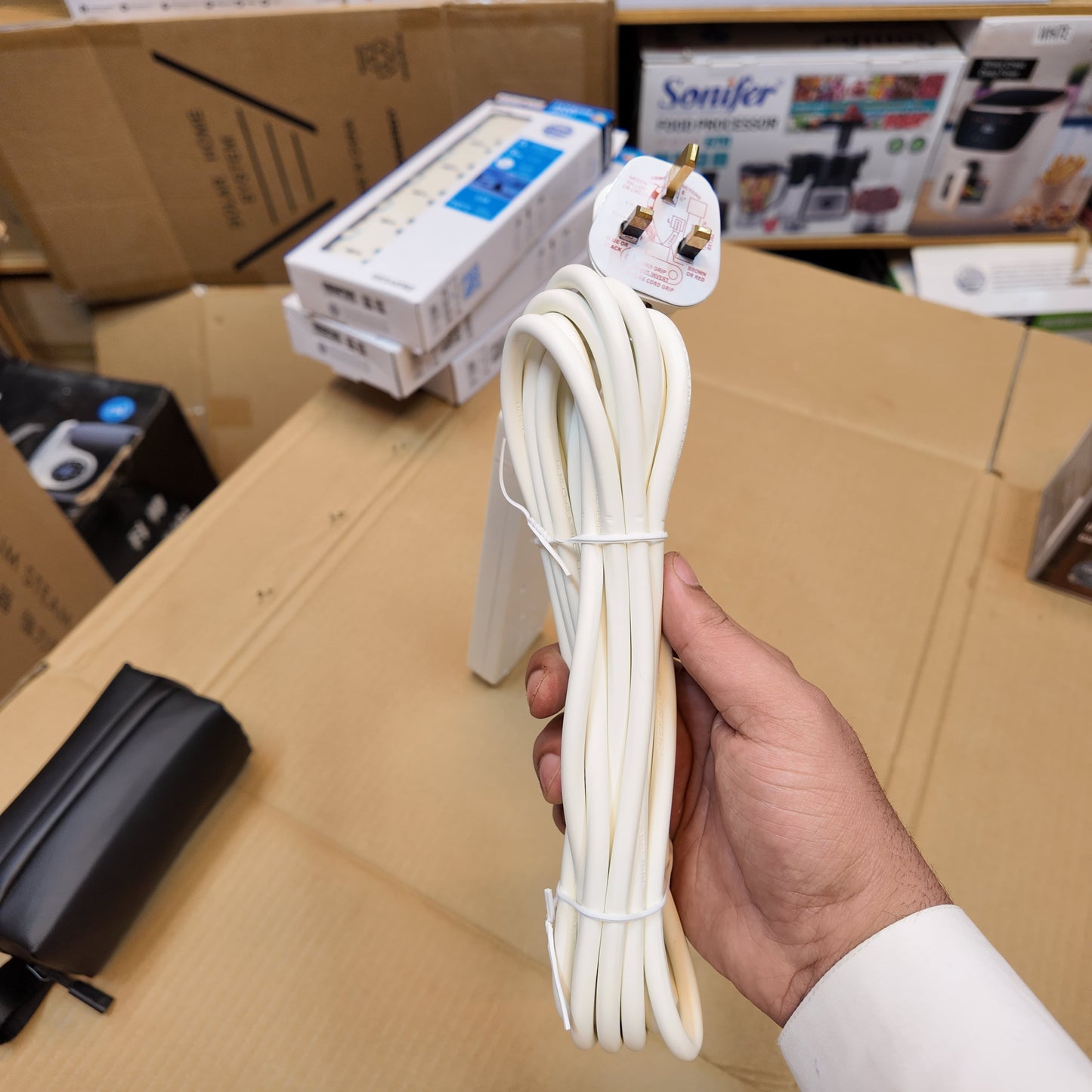 Geepas Extension Socket – Safe & Durable Power Strip