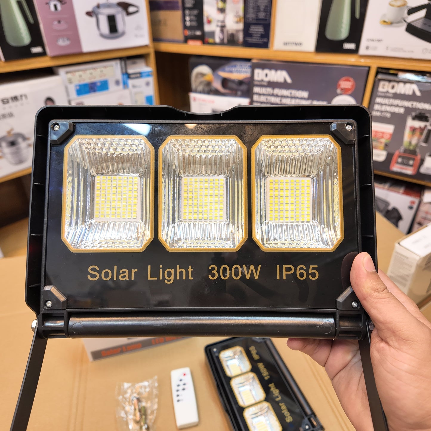 Lot Imported Waterproof 150 & 300W Solar Lamp