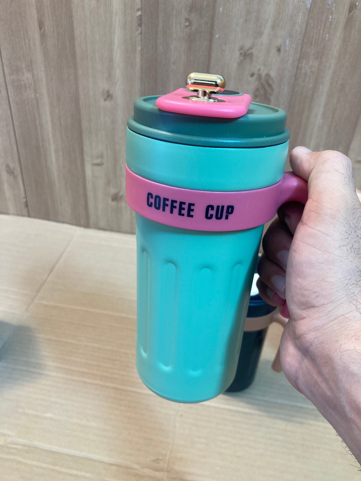 Stainless Steel Vacuum Coffee Mug/Tumbler With Temperature Sensor 650ml